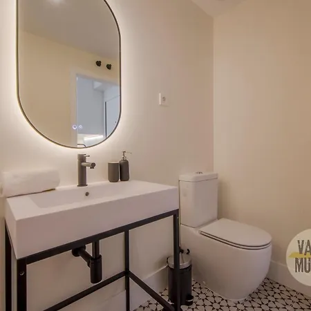 Tu Refugio Para 4 En Malasana, Conoce San Bernardo 20 Madri Exterior foto